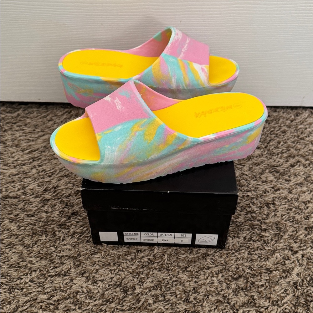 Fashion Nova Slides
